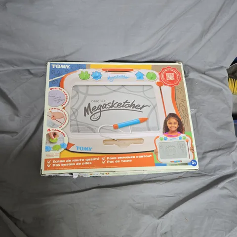TOMY MEGASKETCHER CLASSIC – BOXED KIDS' TOY