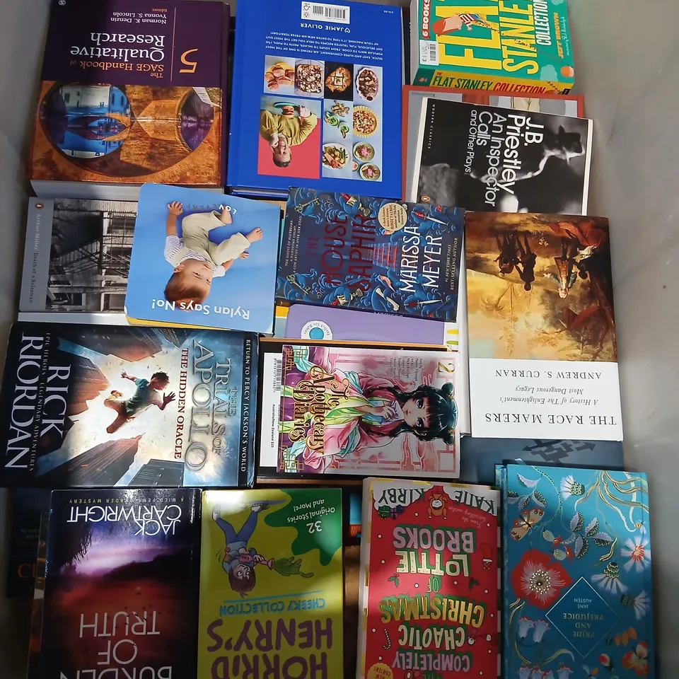 LARGE QUANTITY OF ASSORTED FICTION AND NON FICTION BOOKS