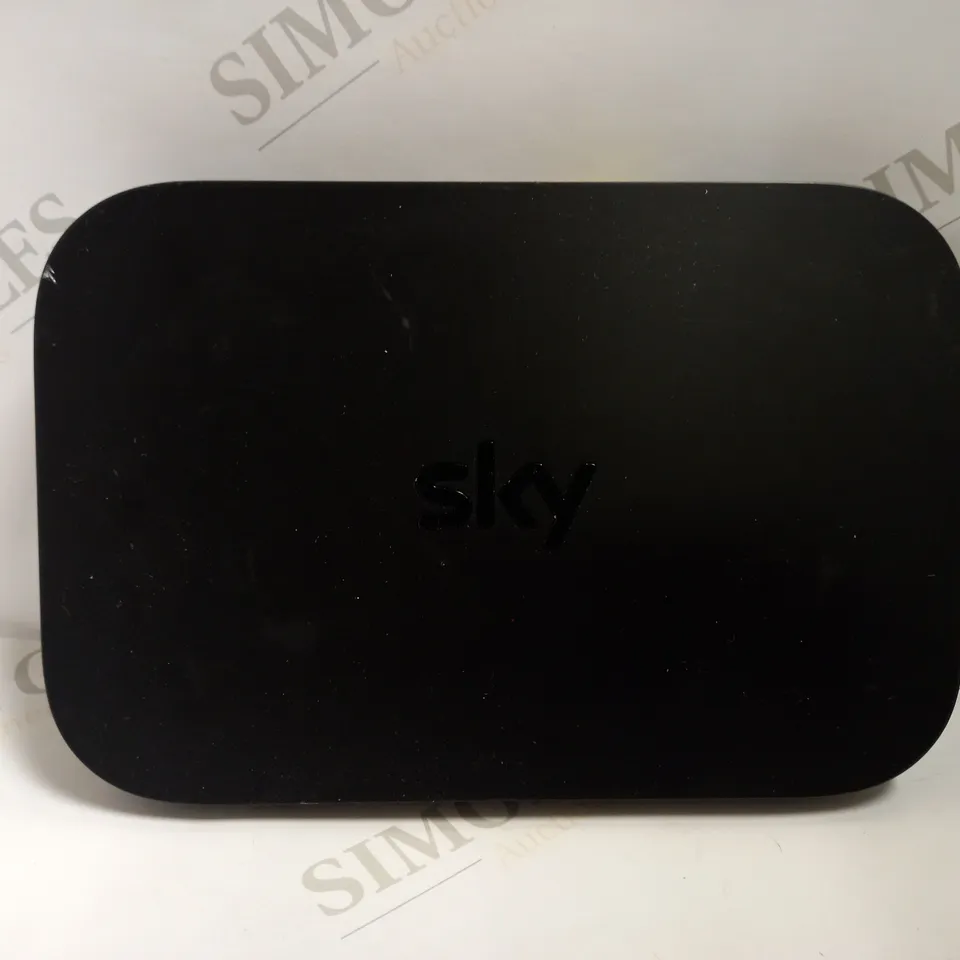 SKY Q MINI SET TOP BOX - EM150 BLACK
