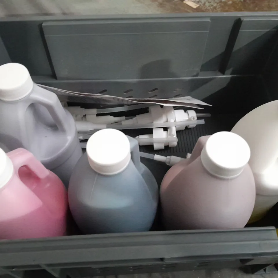 BOX OF APPROXIMATELY 8 BOTTLES OF NICPRO PAINT / COLLECTION ONLY 