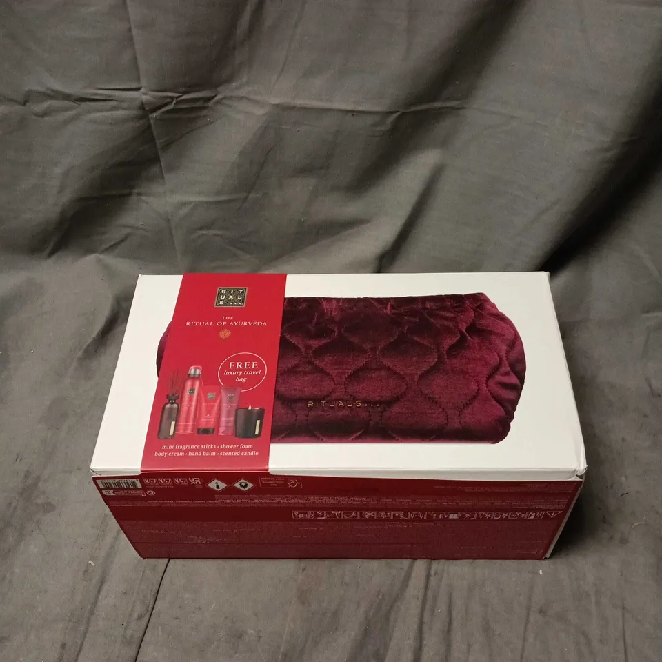 RITUALS THE RITUAL OF AYURVEDA BATH & BODY GIFT SET WITH BURGUNDY TRAVEL BAG