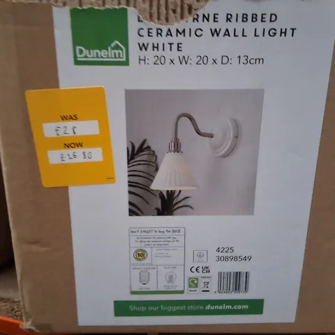 BOXED DUNELM RIBBED CERAMIC WALL LIGHT – WHITE