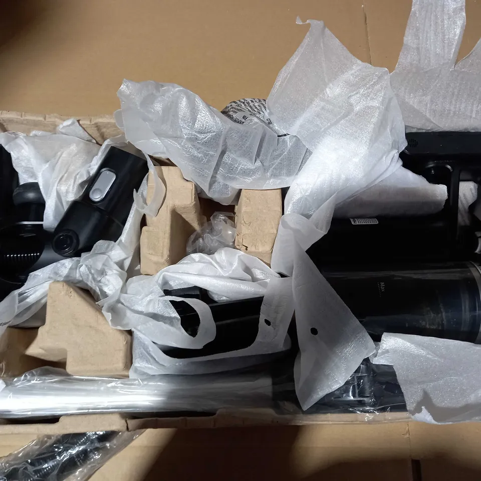 HISENSE CORDLESS VACCUM  RRP £199.99