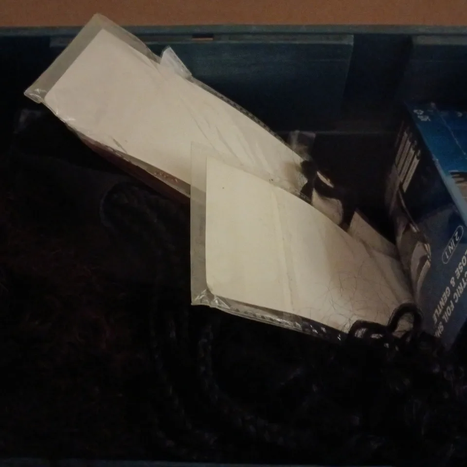 APPROXIMATELY 10 ASSORTED HEALTH & BEAUTY PRODUCTS TO INCLUDE SHAVER, PANTY LINERS, HAIR EXTENSIONS, ETC