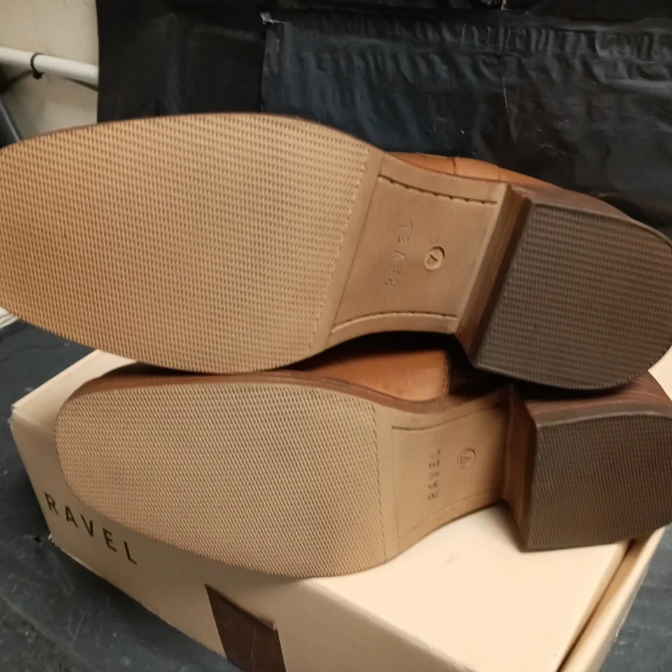 BOXED RAVEL ANCROFT TAN LEATHER BOOTS IN BROWN - UK 7