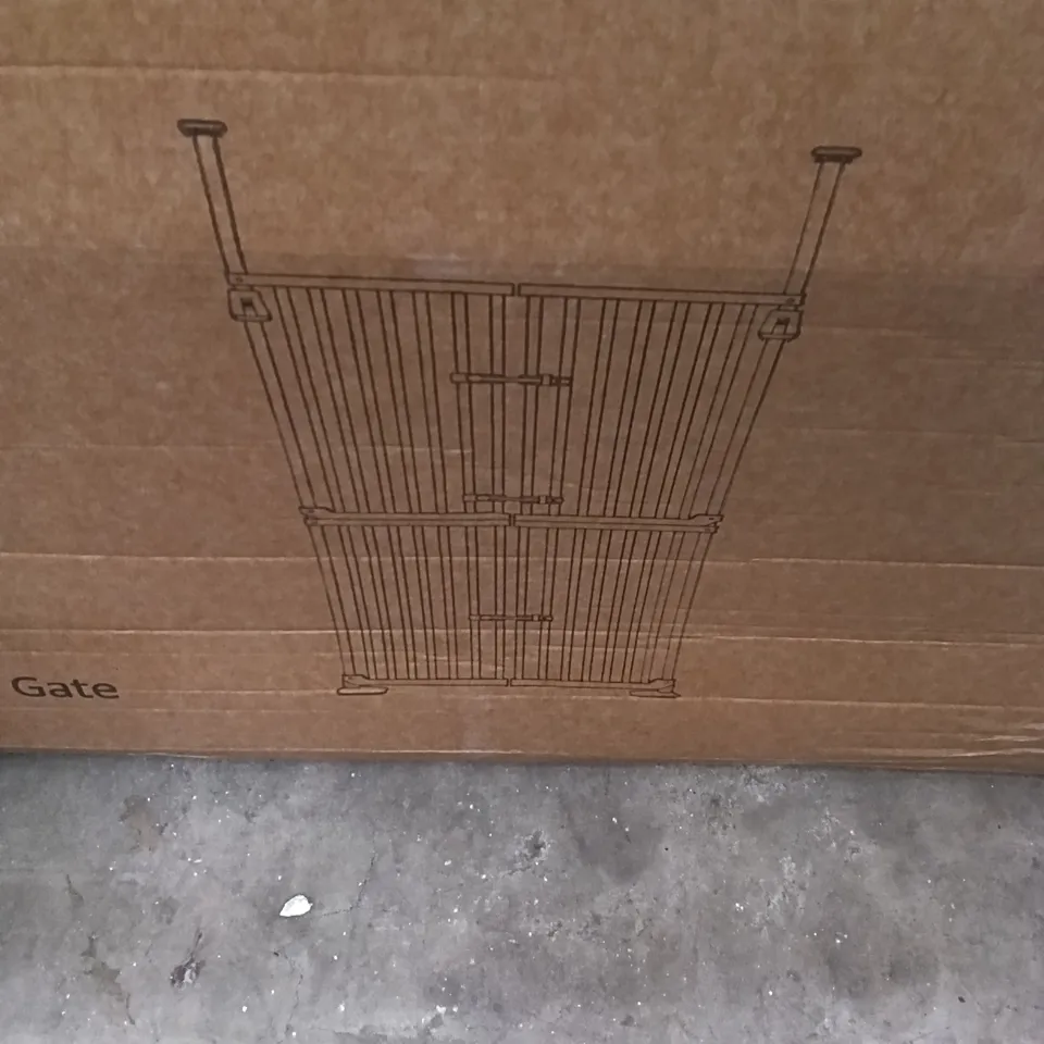 BOXED EXTRA TALL PET GATE ( 1 BOX )