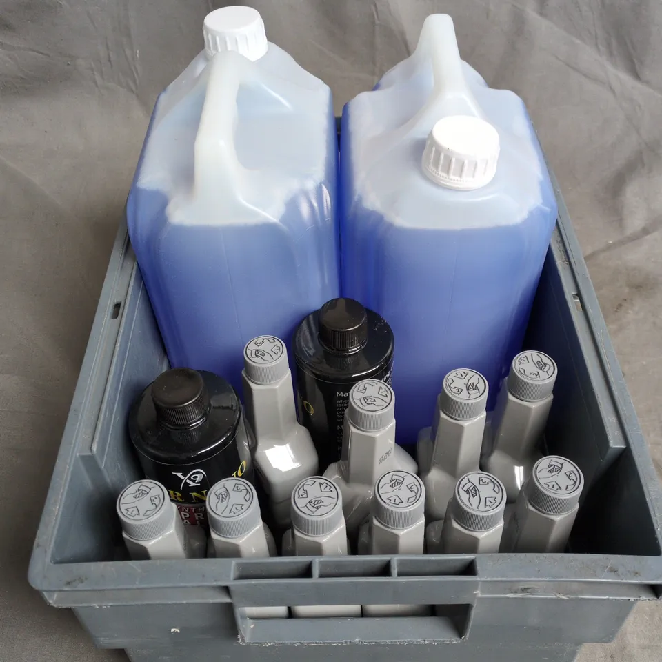 APPROXIMATELY 6 ASSORTED VEHICLE PARTS & ACCESSORIES TO INCLUDE DPF CLEANER , SPRAY SEALANT , ETC  