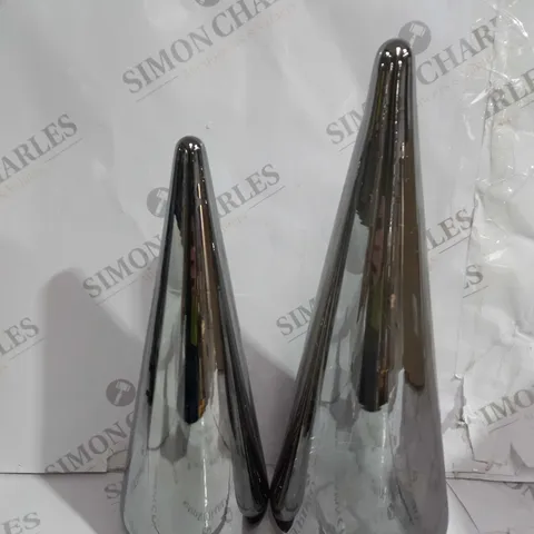BOXED KELLY HOPPEN SET OF 2 INDOOR/OUTDOOR PRELIT GLASS DECOR - REFLECTIVE CONES