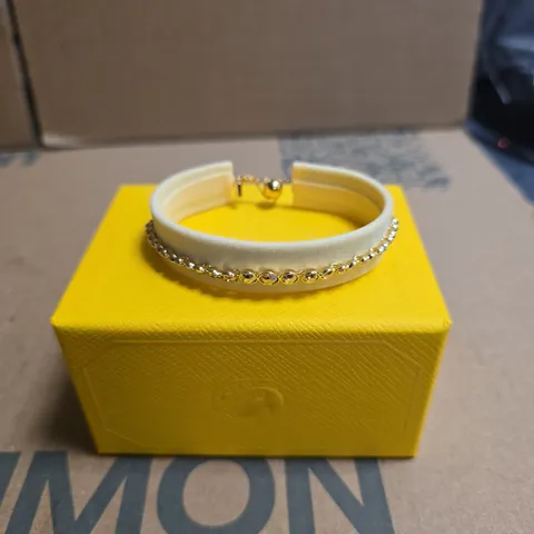 SWAROVSKI BRACELET CRYSTAL ON WHITE BAND