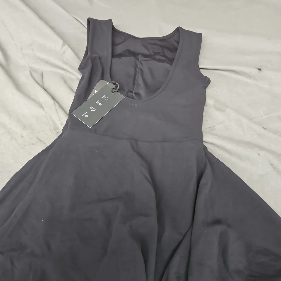 YPB WOMEN'S BLACK SLEEVELESS GYM TOP - XXS