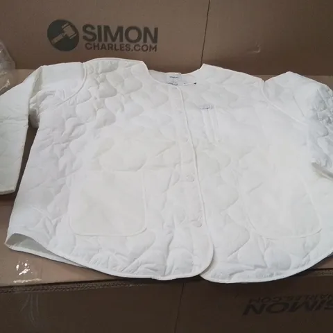 BOXED BRAND NEW APPROXIMATELY 4 SIMPLY BE QUILTED JACKET WHITE SIZE 24