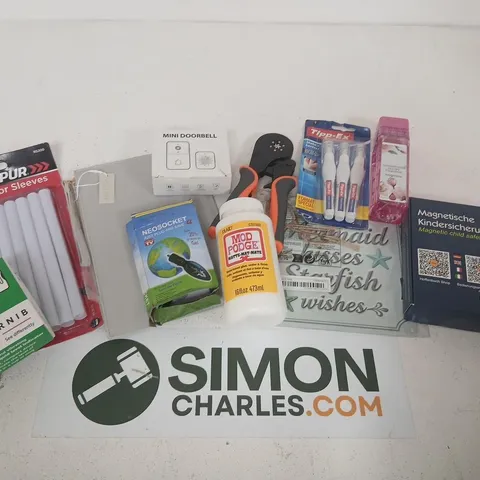 ASSORTED HOUSEHOLD, CRAFT AND SAFETY ITEMS β MIXED LOT