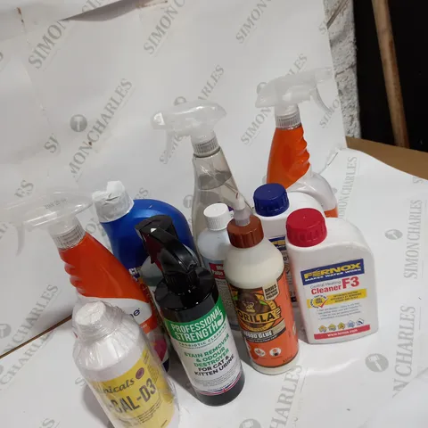 LOT OF 12 HOUSEHOLD CLEANING PRODUCTS