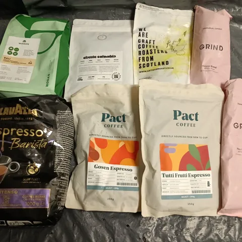LOT OF 8 ASSORTED PACKS OF COFFEE TO INCLUDE GRIND, PACT AND LAVAZZA