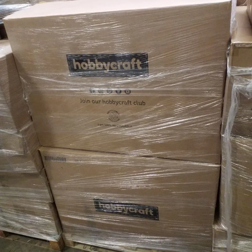 PALLET CONTAINING LARGE QUANTITY OF ASSORTED HALLOWEEN PLUSH PUMPKINS