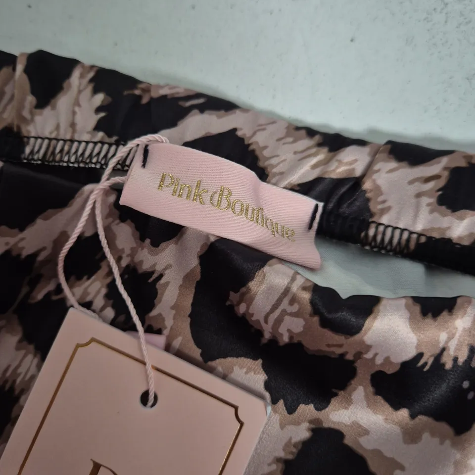 PINK BOUTIQUE LEOPARD PRINT SATIN SKIRT WITH LACE TRIM – SIZE 12