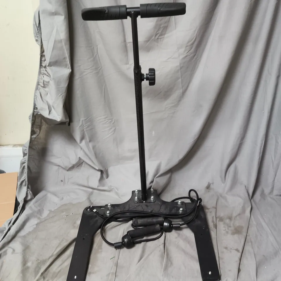 BLACK METAL FITNESS WORKOUT MACHINE WITH HAND GRIPS AND ELASTICATED PULLEYS