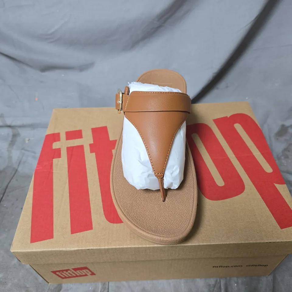 FITFLOP TAN LEATHER BUCKLE-STRAP SANDALS – UK 6, WOMEN