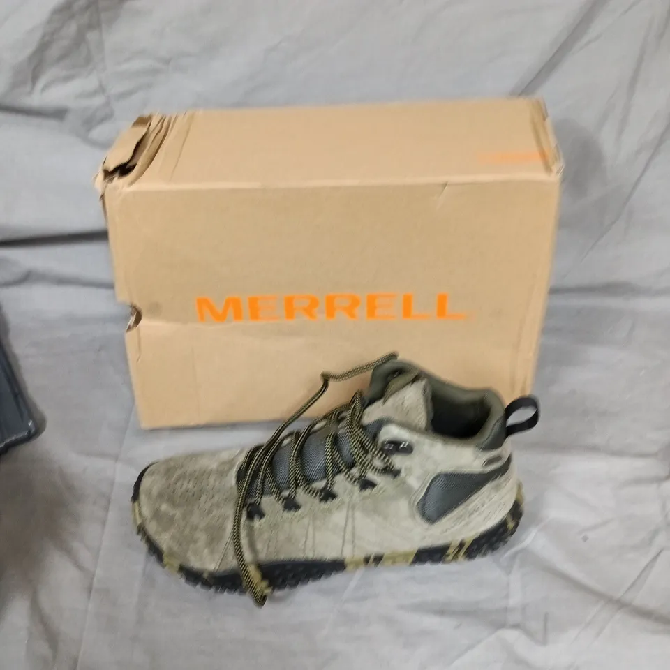 MERRELL HIKING SHOES - GREY/OLIVE - UK 8.5