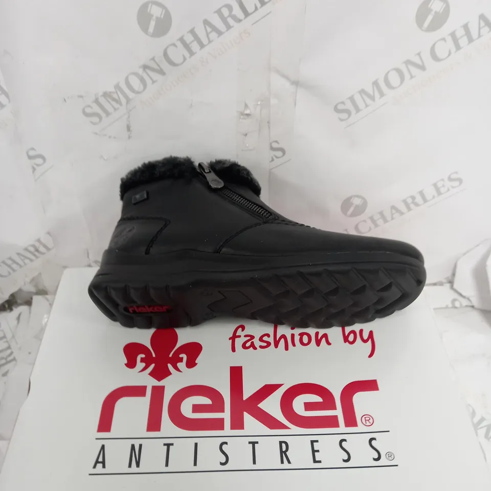 RIEKER FUR CUFF BOOT BLACK SIZE 4 - BOXED 