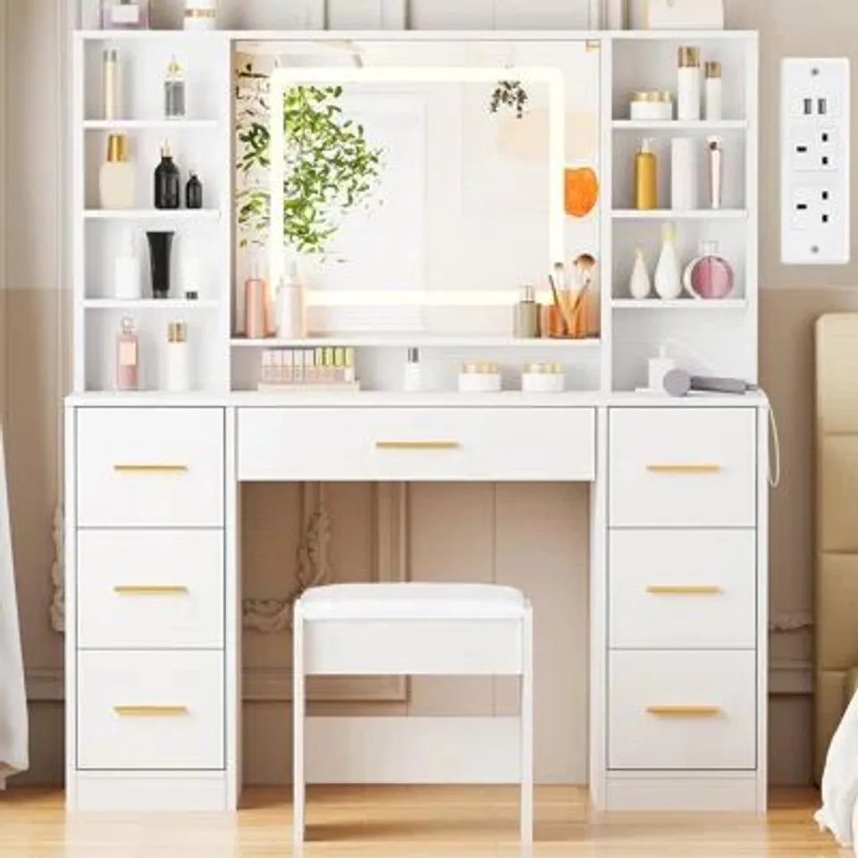 BOXED DRESSING TABLE WITH MIRROR