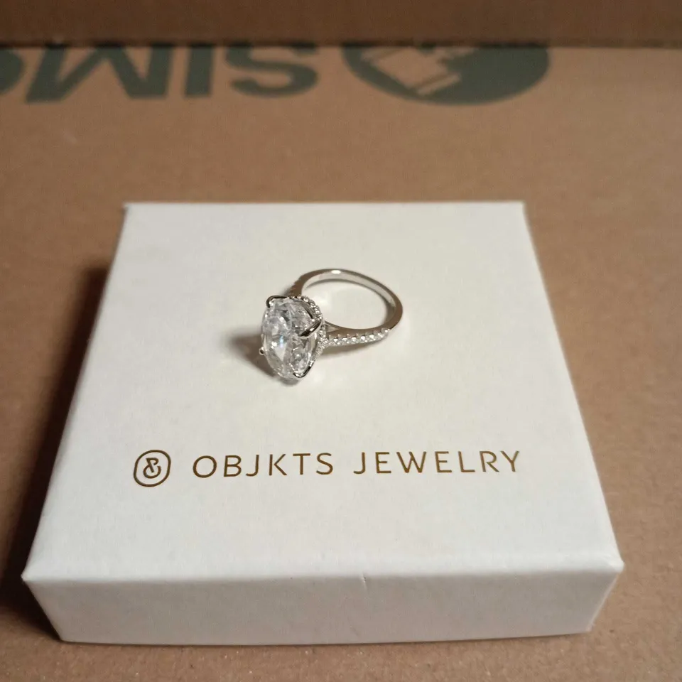 MAGNUM RING PLATINUM 