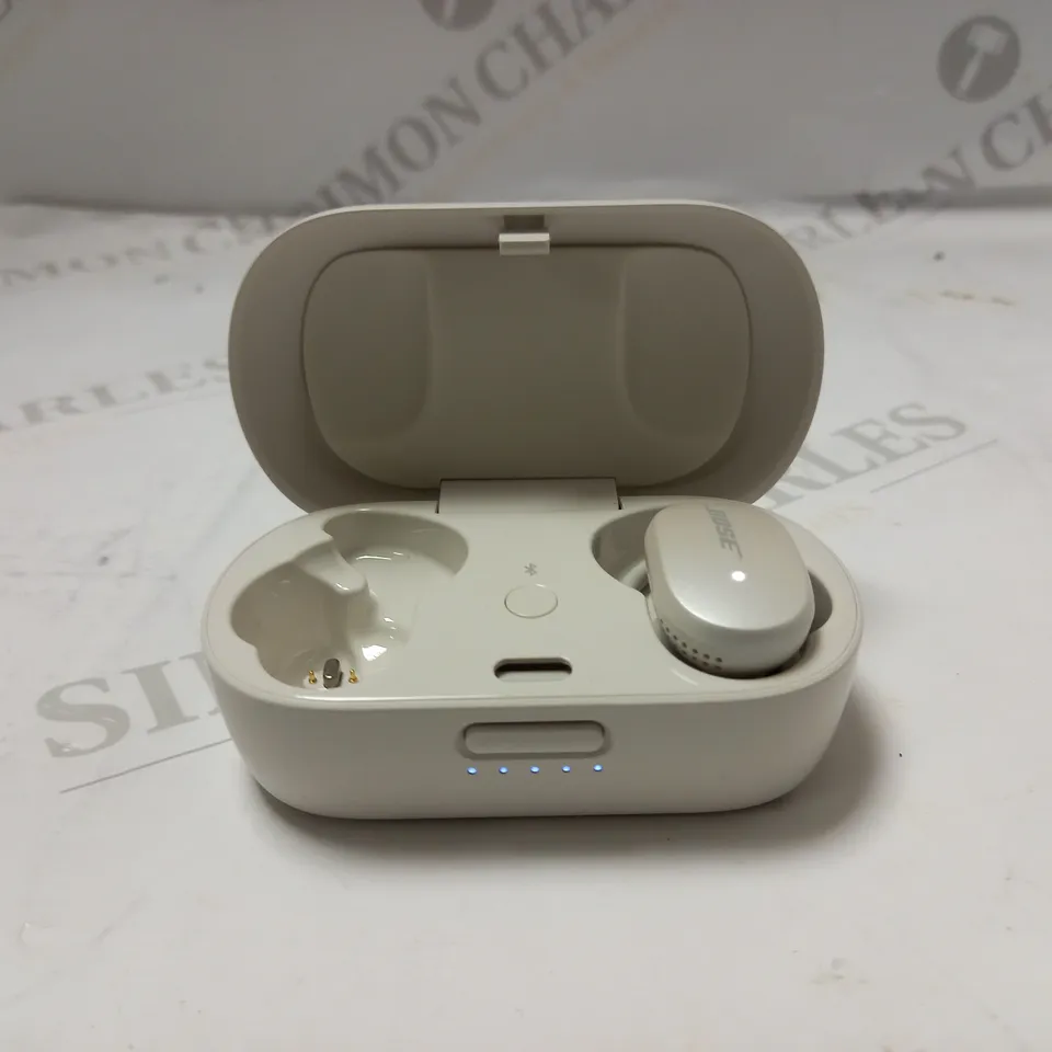 BOSE QUIETCOMFORT NOISE CANCELLING EARBUDS