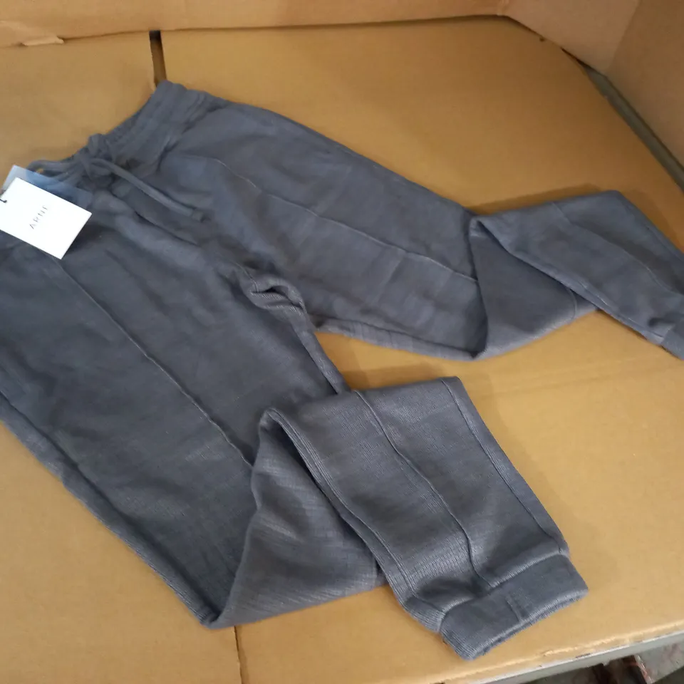 ARNE CAVOUR CUFFED TROUSERS IN CHARCOAL - M