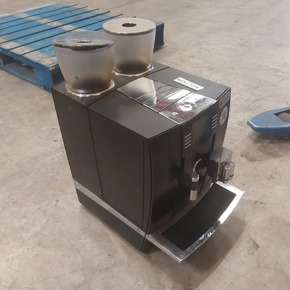 JURA X8 COMMERCIAL BEAN TO CUP COFFEE MACHINE
