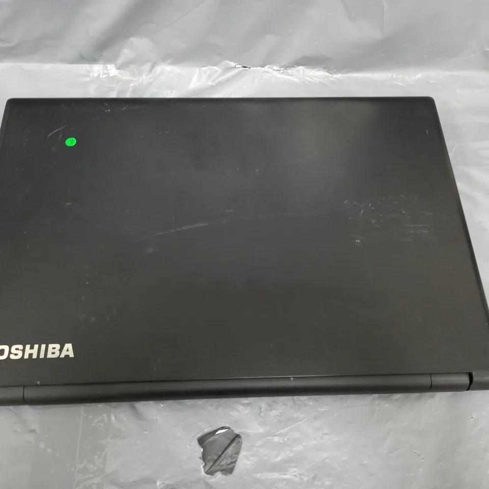 TOSHIBA SATELLITE PRO R50-B	15 INCH I3-4005U 1.70GHZ