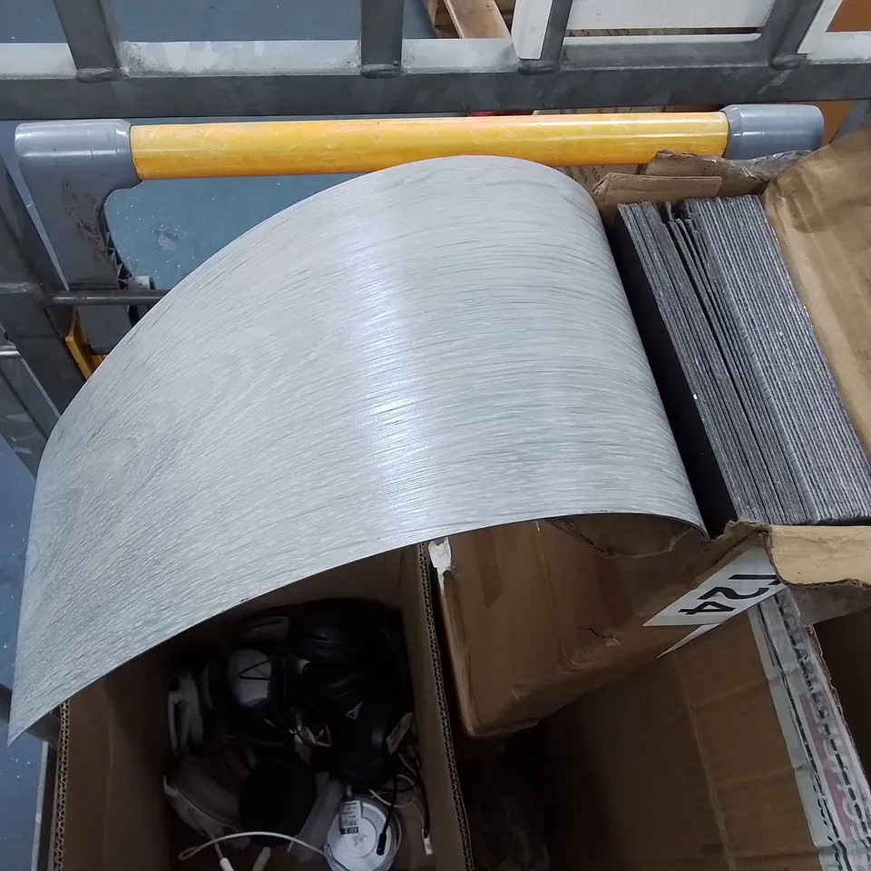 LOT OF APPROXIMATELY 15 ASSORTED HOUSEHOLD ITEMS TO INCLUDE ADHESIVE FLOORING STRIPS, COOKS ESSENTIALS COOKER, BABY DINING SETS AND MONITORS