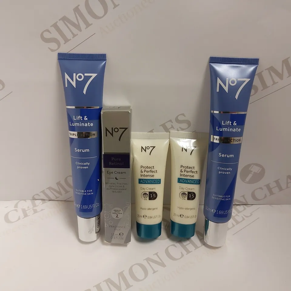 BOX OF APPROX 5 NO.7 ITEMS TO INCLUDE LIFT&LUMINATE SERUM, PURE RETINOL EYE CREAM, PROTECT AND PERFECT DAY CREAM