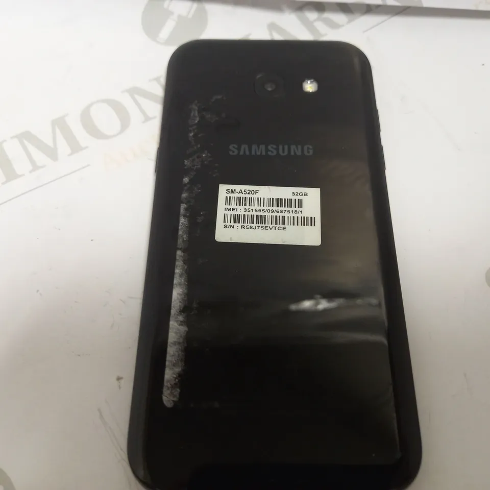 SAMSUNG GALAXY A5