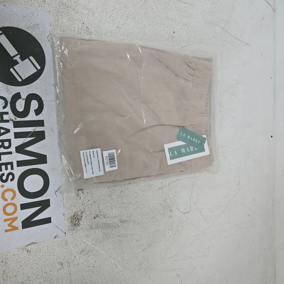 BEIGE WOMEN'S KNITWEAR GARMENT SIZE XL