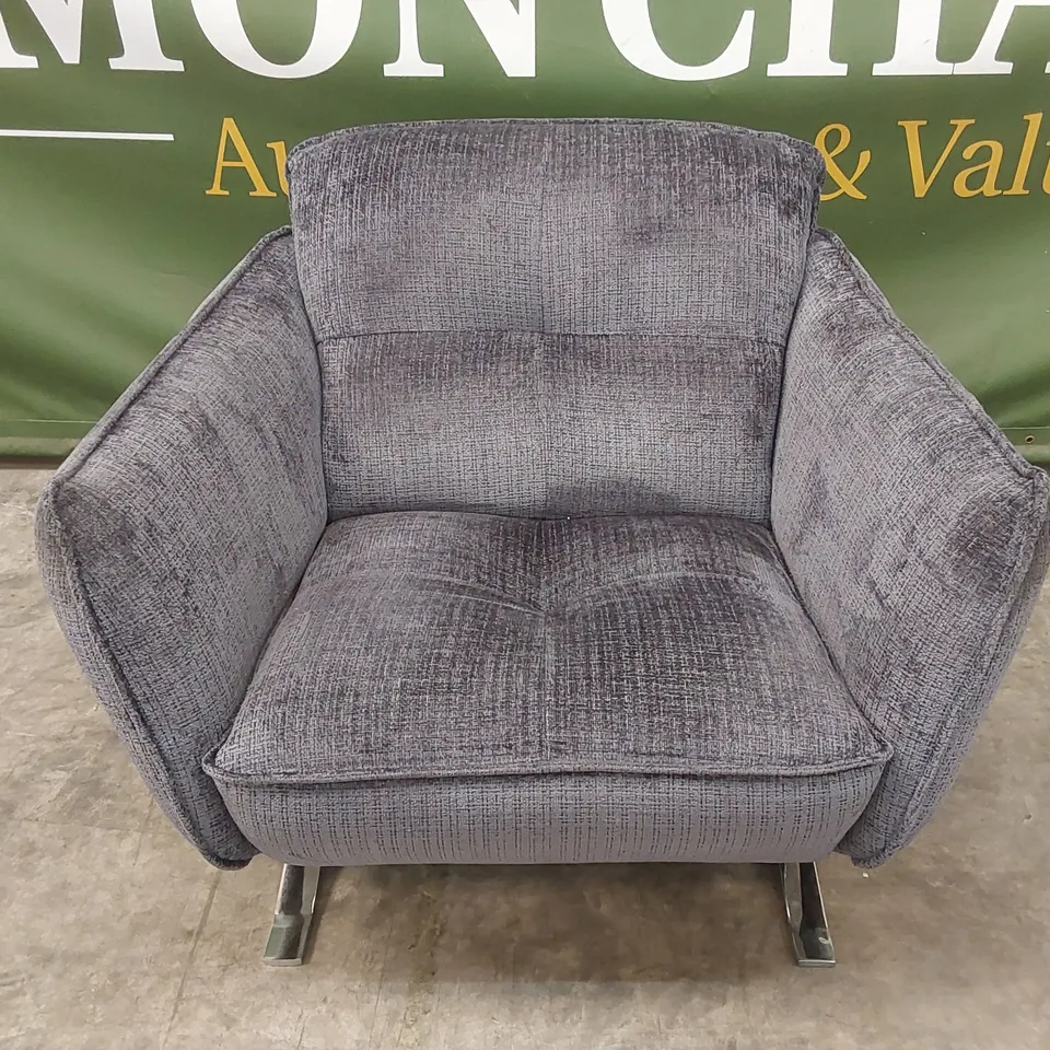 QUALITY DESIGNER ITALIAN MADE SEVILLE FABRIC UPHOLSTERED ARMCHAIR