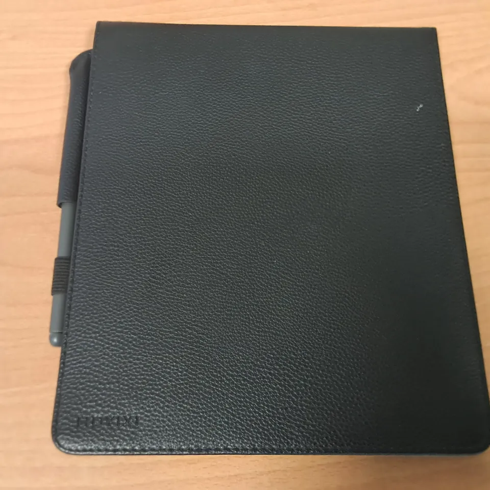 AMAZON KINDLE E-READER IN FOLDING GREY CASE - C4A6T4