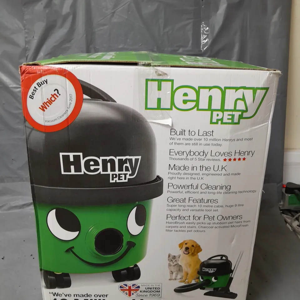 BOXED NUMATIC INTERNATIONAL HENRY PET VACUUM - COLLECTION ONLY RRP £179