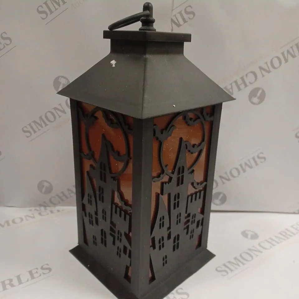 BOXED HALLOWEEN SCENE LANTERN LIGHT RRP £19.99