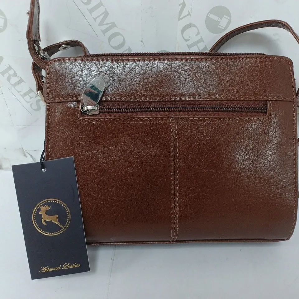ASHWOOD ZOE LEATHER MEDIUM CROSSBODY BAG IN TAN