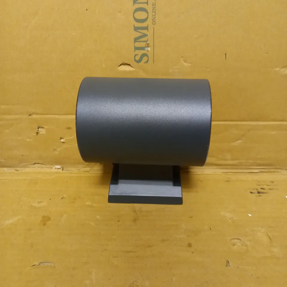 GRANTHAM UP & DOWN OUTDOOR SOLAR POWERED WALL LIGHT 