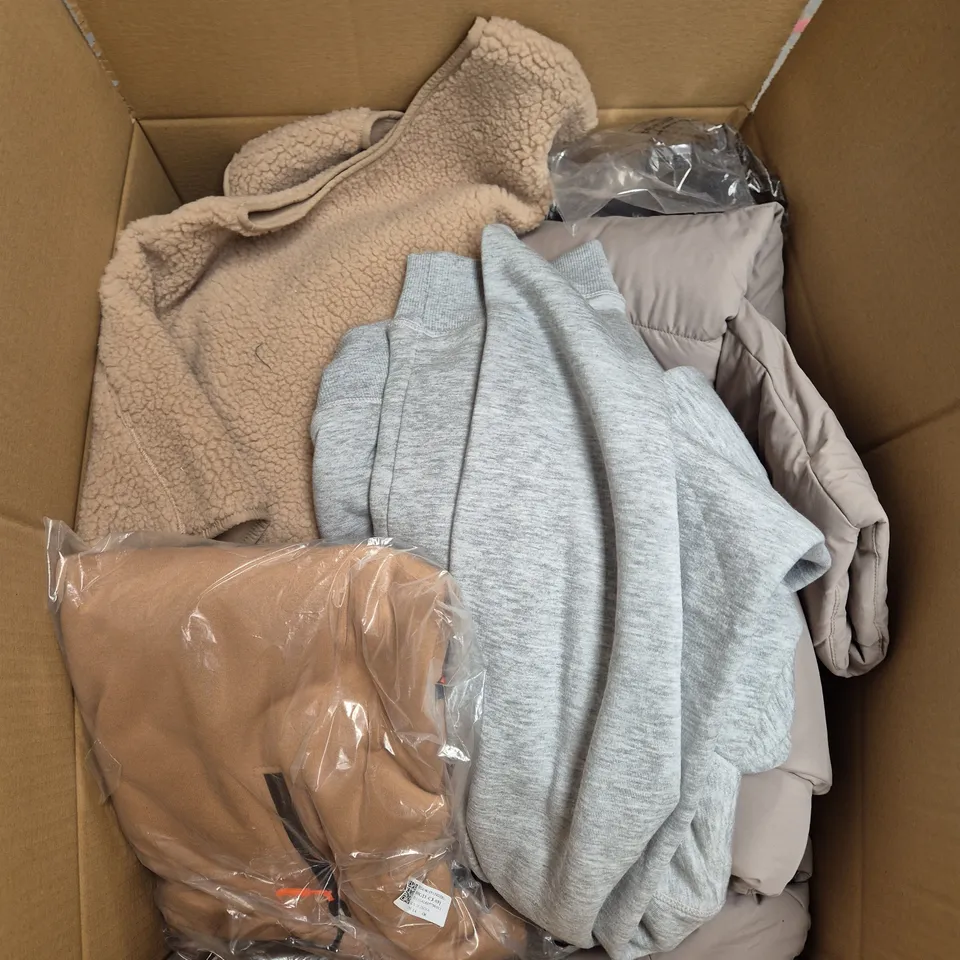 LARGE BOX OF ASSORTED CLOTHING ITEMS IN VARIOUS SIZES, STYLES AND COLOUR 