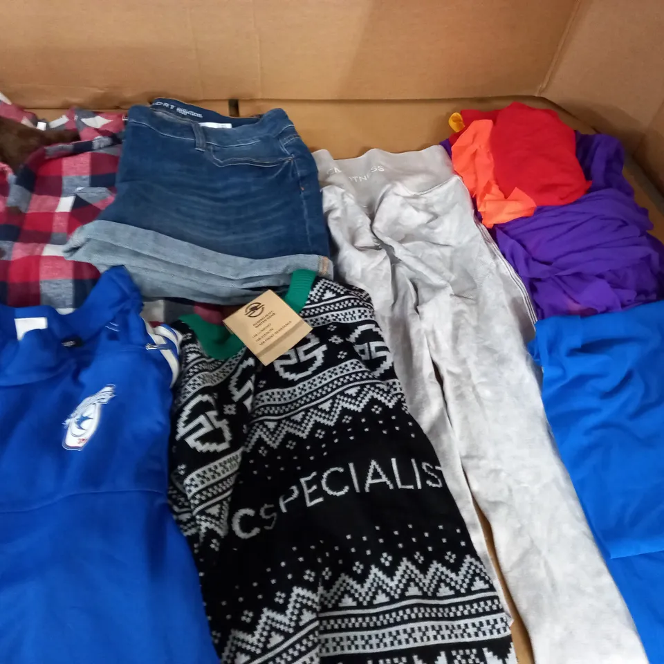 LARGE QUANTITY OF ASSORTED CLOTHING ITEMS TO INCLUDE ADIDAS, ZARA AND H&M