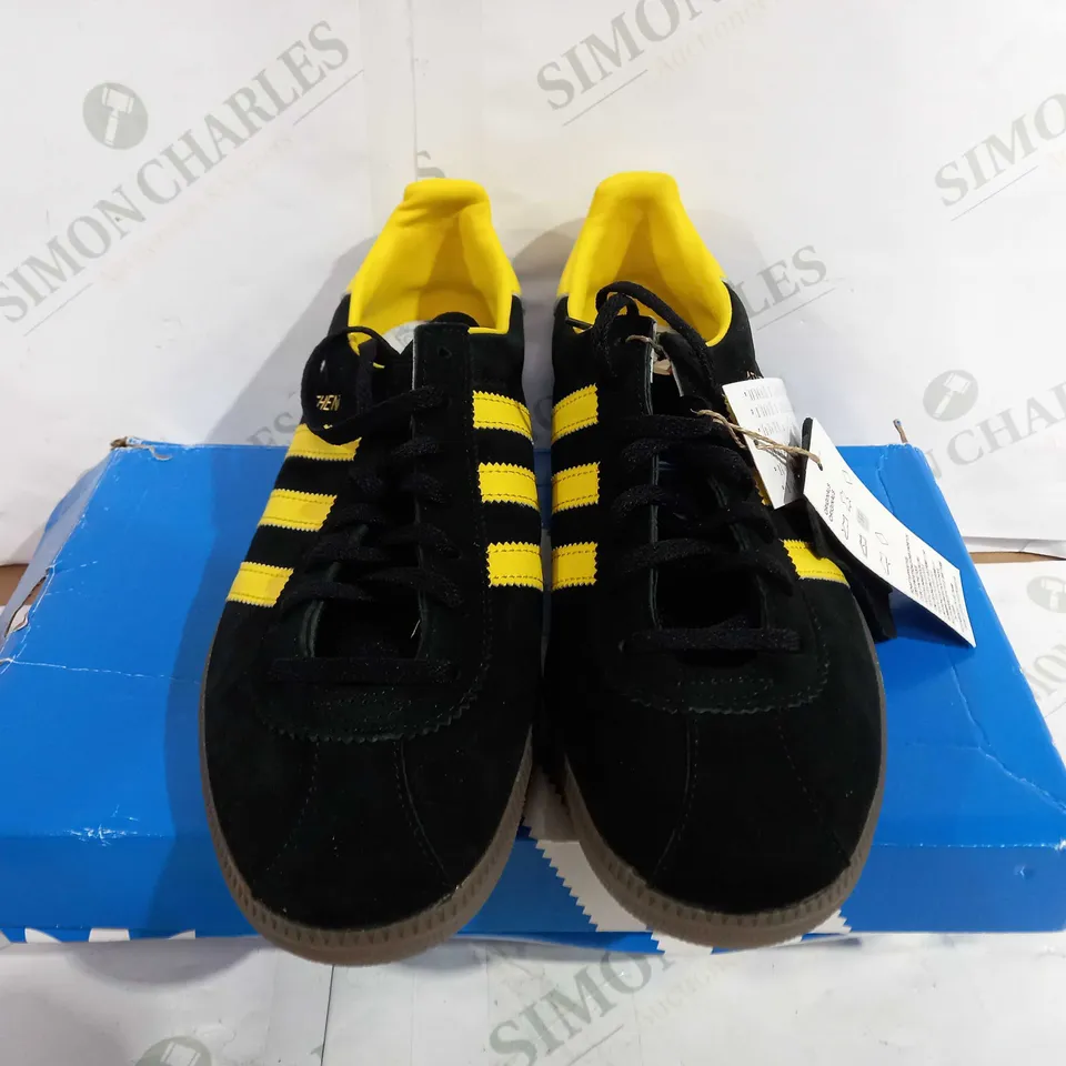 BOXED PAIR OF ADIDAS CITY SERIES MMXXI ATHEN BLACK/YELLOW SHOES - UK 9