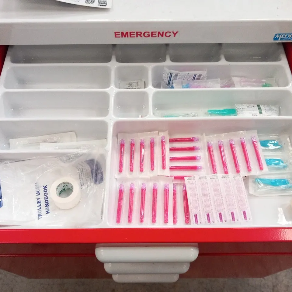 MEDISCO 4 DRAWER MOBILE UNIT(STOCKED WITH MEDICAL SUPPLIES)