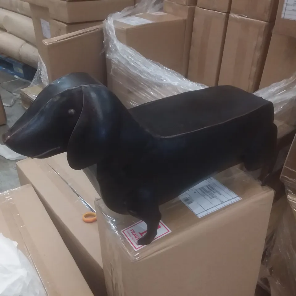 BRAND NEW BOXED DACHSHUND FOOT STOOL