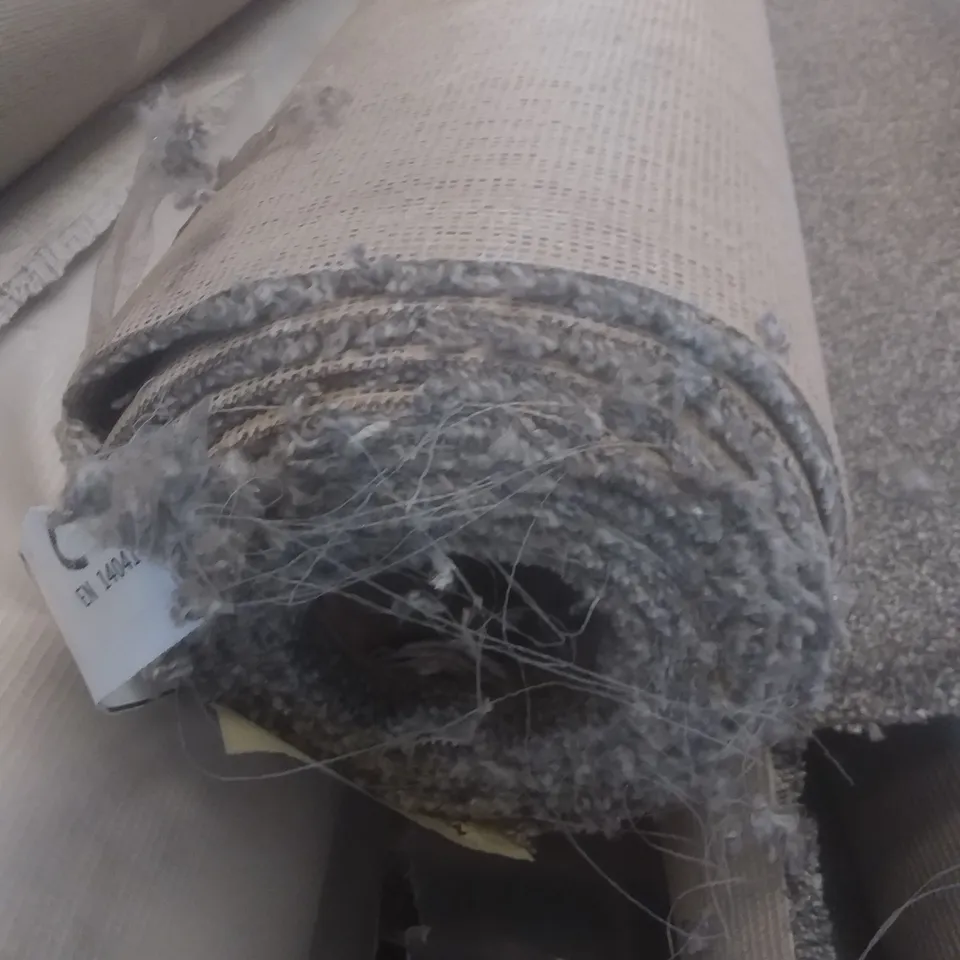 ROLL OF QUALITY DARWIN TARTUFFO CARPET APPROXIMATELY 5X3.5M