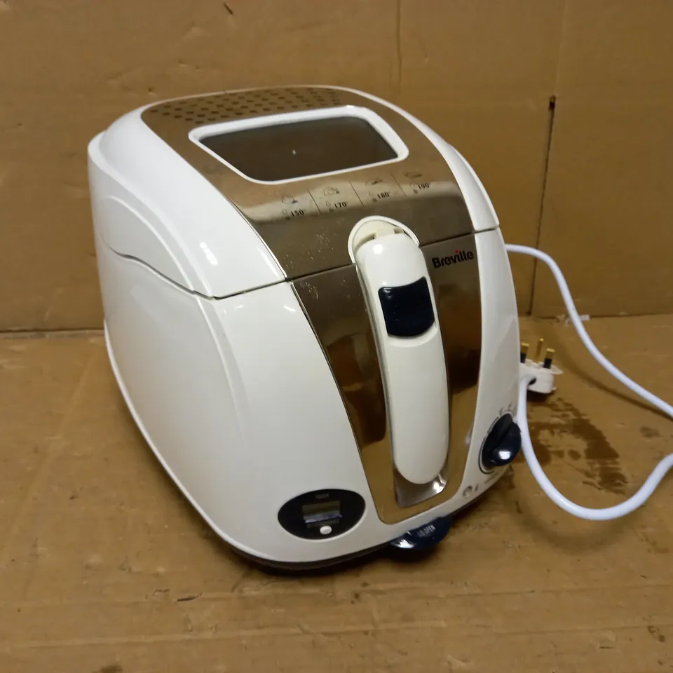 BREVILLE EASY CLEAN DIGITAL FRYER 