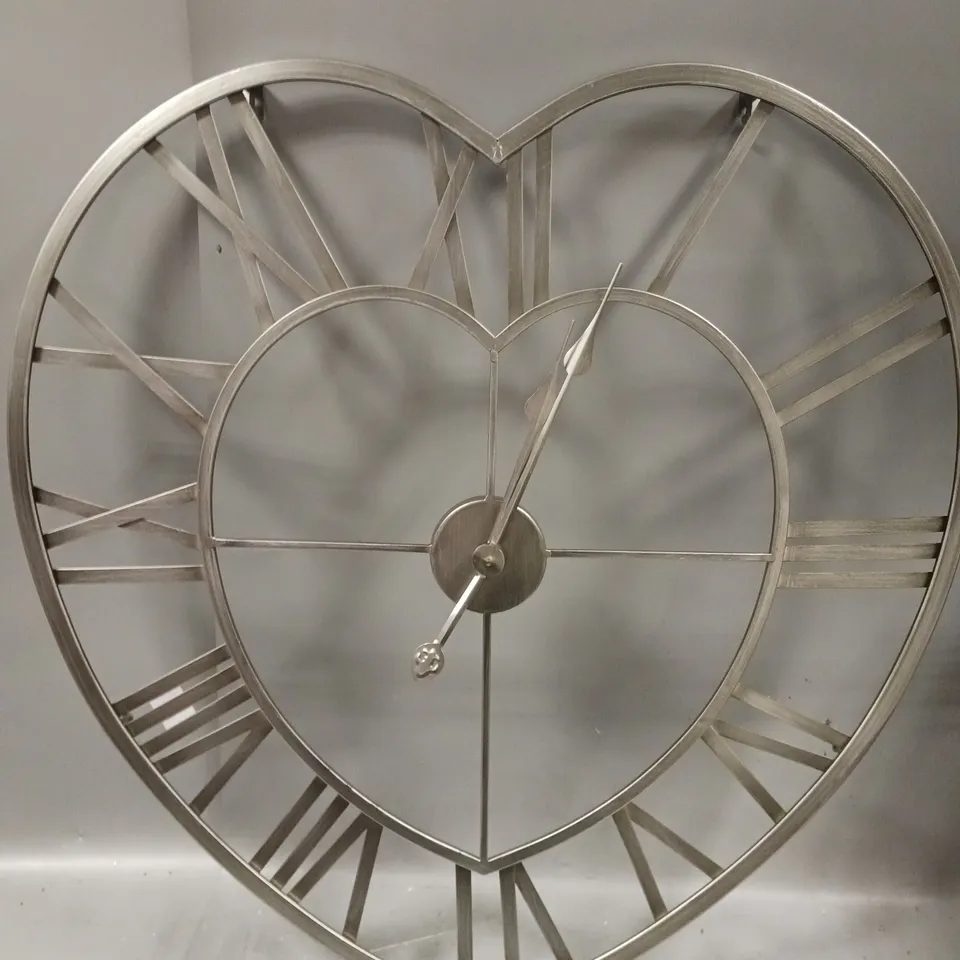 HEART SHAPED WALL CLOCK 