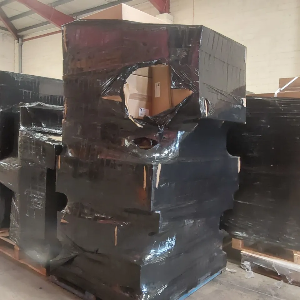 PALLET CONTAINING A LARGE QUANTITY OF BATHROOM FURNITURE PARTS INCLUDING: CALYPSO 3 DRAWER CARCASS, BASE CARCASS ECT