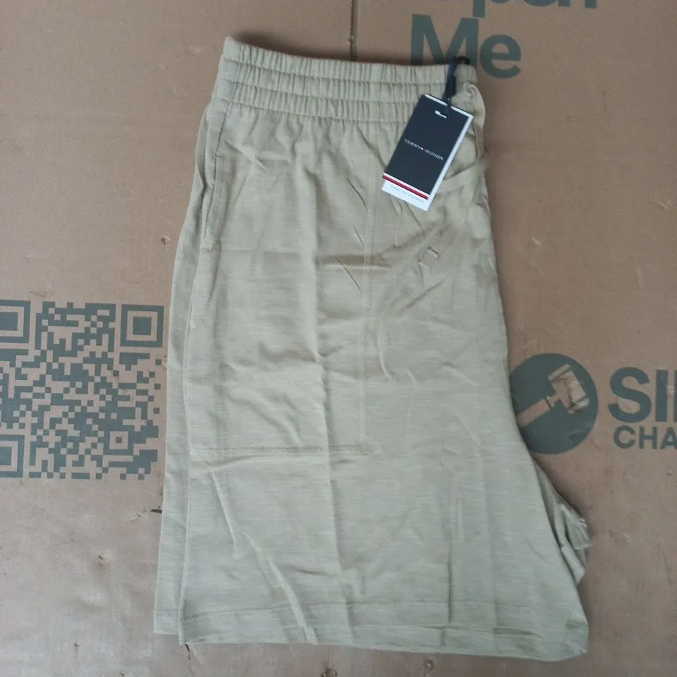 TOMMY HILFIGER JERSEY PJ SHORTS IN SANDALWOOD SIZE XL